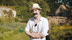 Jan Desmet in de Gezelletuin